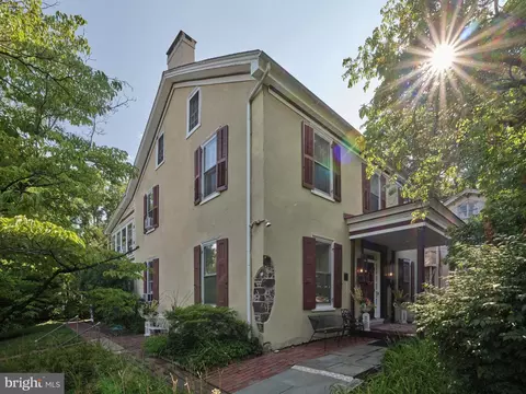 117 W Bridge St, New Hope, PA 18938