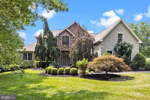 3 Hampshire, Ivyland, PA 18974