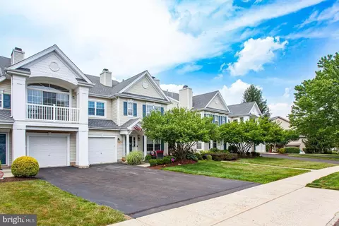203 Middlebury Dr, Warminster, PA 18974