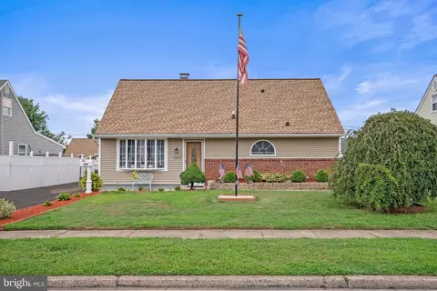 1205 Nancy Dr, Croydon, PA 19021