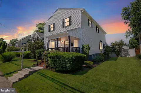 345 Lawn Ave, Sellersville, PA 18960