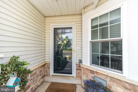 115 Progress Dr, Doylestown, PA 18901 photo 2