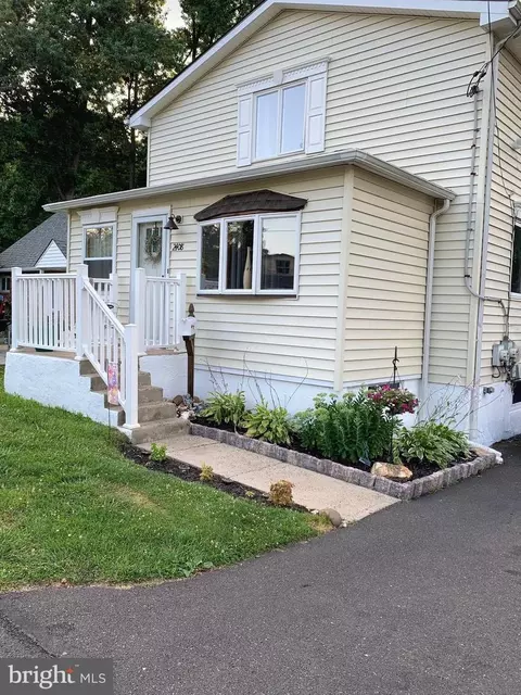 2408 Ogden Ave, Bensalem, PA 19020