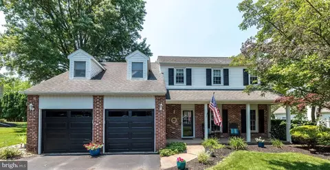 153 Forrest Dr, Holland, PA 18966