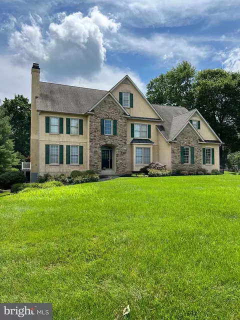72 Alexander Ct, Newtown, PA 18940