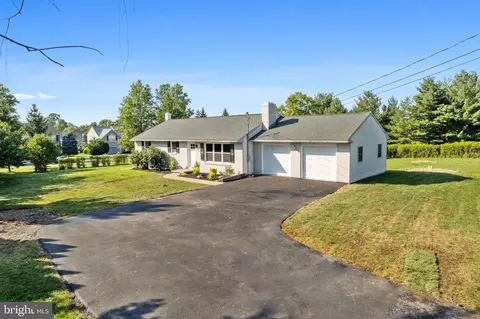 121 Cherry Ln, Dublin, PA 18917
