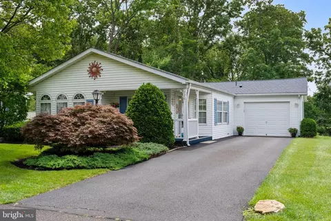 278 Countryside Cir, New Hope, PA 18938