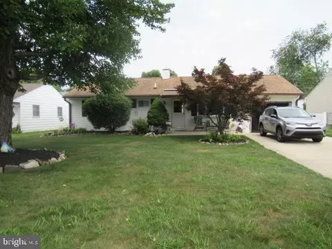 619 Auburn Rd, Fairless Hills, PA 19030