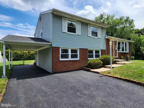 217 Florence Ave, Warminster, PA 18974