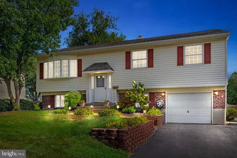 507 Byron Rd, Warminster, PA 18974