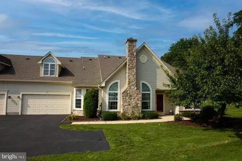 111 Bellflower Rd, Langhorne, PA 19047