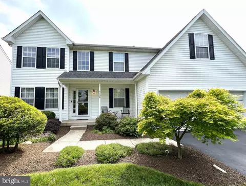 1139 Spring Meadow Dr, Quakertown, PA 18951