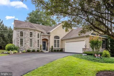 823 Nathaniel Trl, Warminster, PA 18974