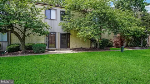 4904 Oxford Ct, Bensalem, PA 19020
