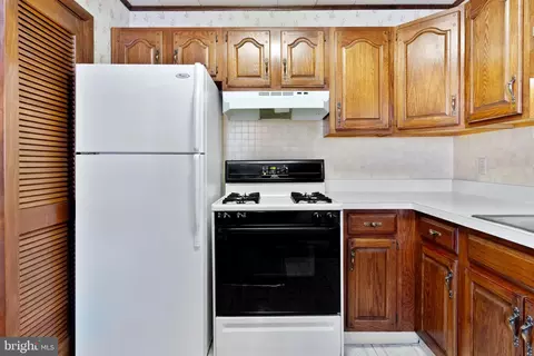 908 Stephen Ave, Croydon, PA 19021 photo 6