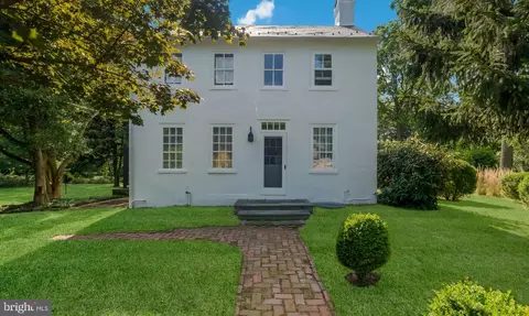 2612 Furlong Rd, Doylestown, PA 18902