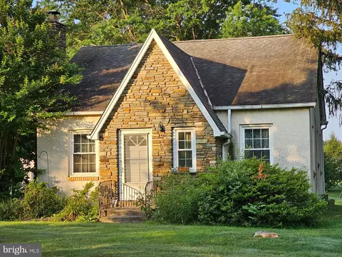 2780 Street Rd, Warrington, PA 18976