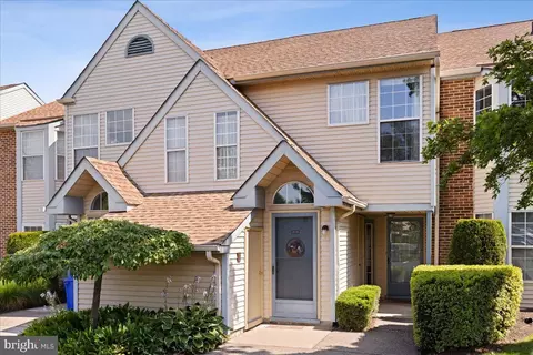 209 Allem Ln, Perkasie, PA 18944