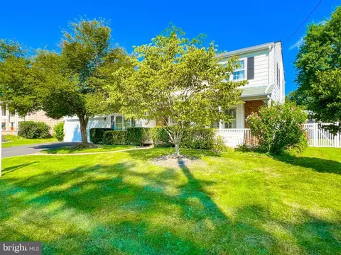 108 Lions Dr, Yardley, PA 19067