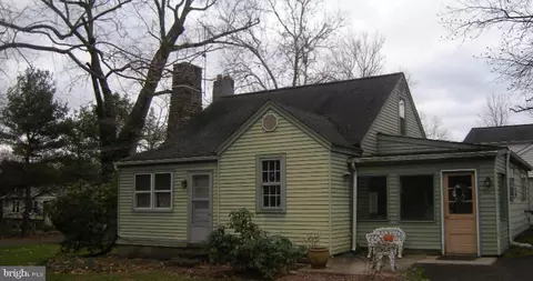 754 N Limekiln Pk, Chalfont, PA 18914