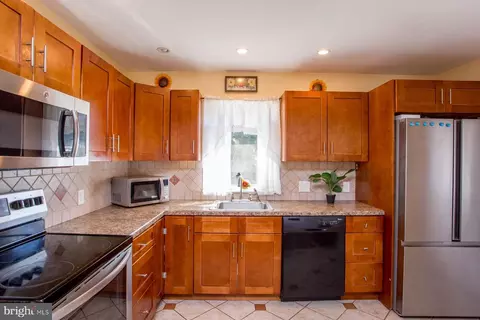 321 Cedar Ave, Croydon, PA 19021 photo 33