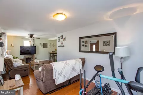 321 Cedar Ave, Croydon, PA 19021 photo 17