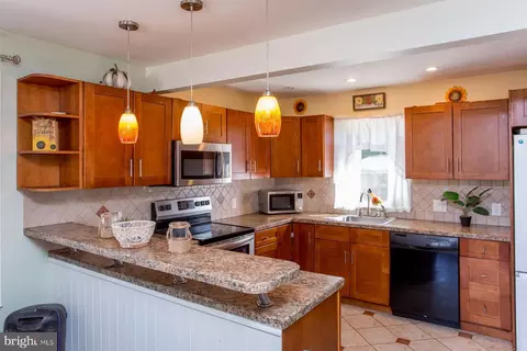 321 Cedar Ave, Croydon, PA 19021 photo 26