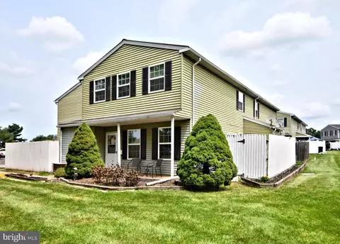 209 Washington Ct, Telford, PA 18969