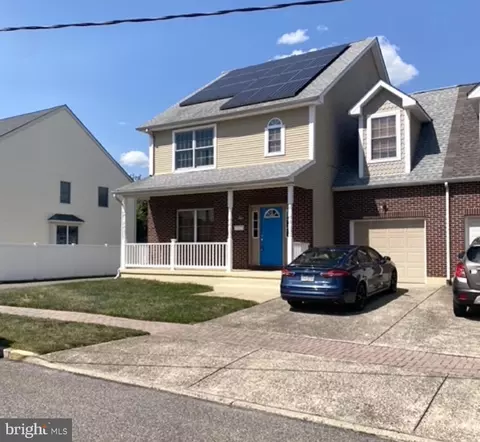205 Coolidge Pl, Bristol, PA 19007