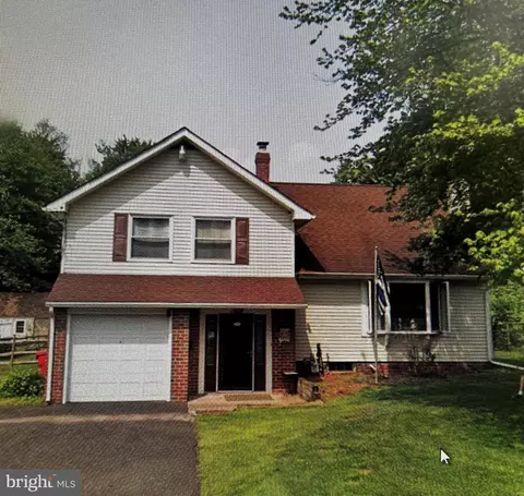 661 Arbor Ln, Warminster, PA 18974