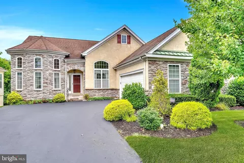 1156 Maxwell Mnr, Warminster, PA 18974