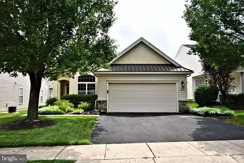 1104 Sterling St, Warminster, PA 18974