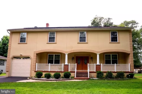 1436 W Bensalem Ave, Bensalem, PA 19020