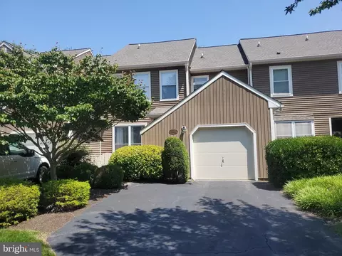 1610 Lakeview Cir, Yardley, PA 19067