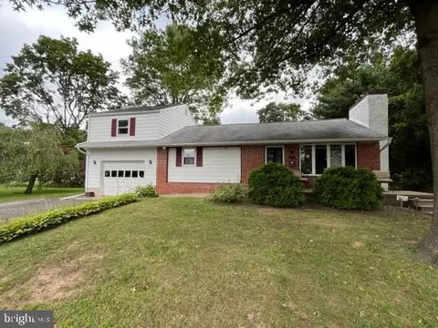 3001 Brightside Ave, Bristol, PA 19007