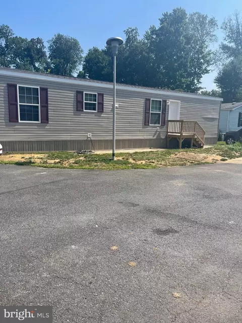 1446 Gibson Rd #A-85, Bensalem, PA 19020