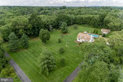 30 Brennan Rd, Ottsville, PA 18942