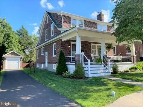 111 N 3rd St, Perkasie, PA 18944