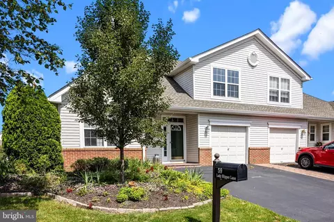 59 Lady Slipper Ln, Langhorne, PA 19047