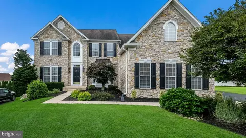 424 Winding Ln, Chalfont, PA 18914