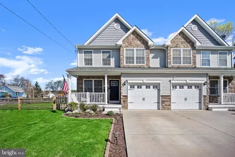 148 W Woodland Ave, Langhorne, PA 19047