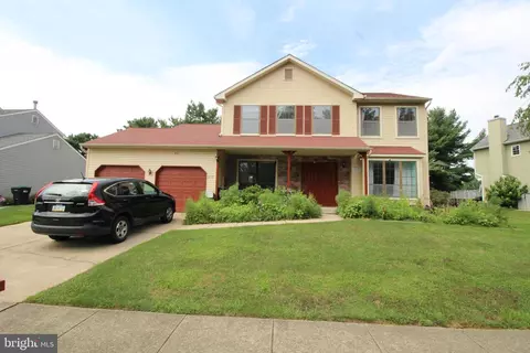 2118 Academy Dr, Bensalem, PA 19020