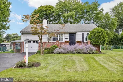 155 Lynch Dr, Southampton, PA 18966