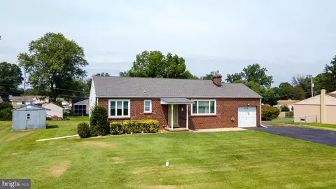 113 S Midway Ave, Feasterville Trevose, PA 19053