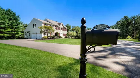 2529 Furlong Rd, Furlong, PA 18925
