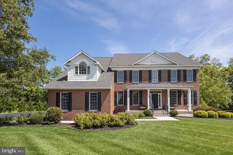 3 London Ct, Newtown, PA 18940