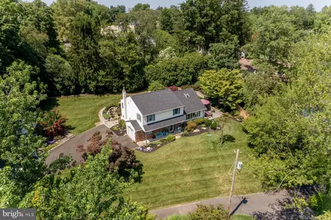 395 E State St, Doylestown, PA 18901