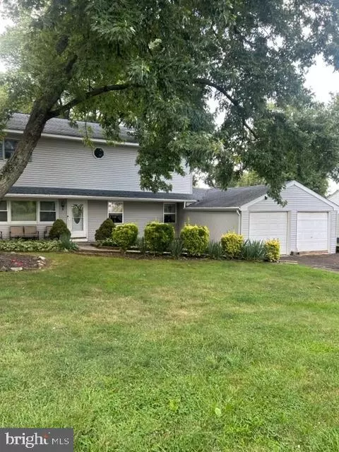 207 Front St, Feasterville Trevose, PA 19053
