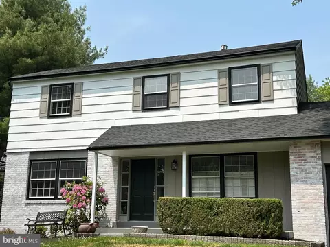 47 Willow Ln, Warrington, PA 18976