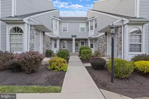 404 Mews Dr, Sellersville, PA 18960